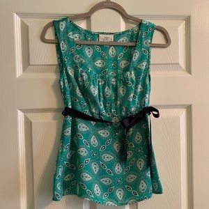 Sleeveless Top with Belt